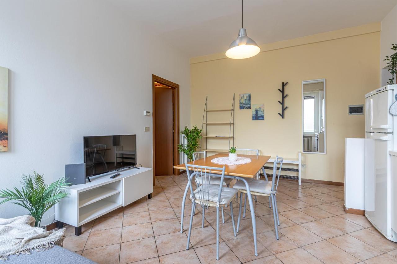 Shakira Apartments Parme Extérieur photo
